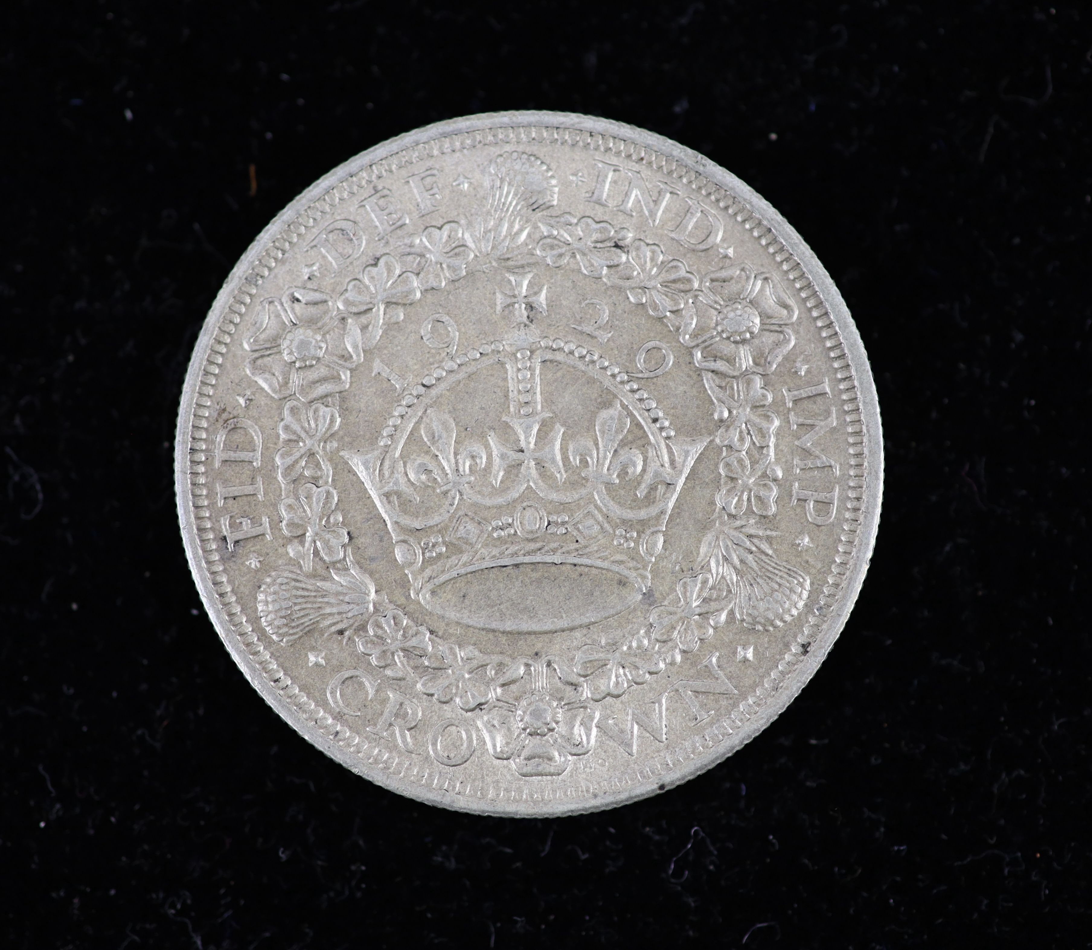 A George V specimen set of eight coins, 1929, fourth coinage, comprising Crown, (S4036), cleaned otherwise about EF, halfcrown to threepence, cleaned otherwise about EF, penny to farthing, toned and lustrous UNC